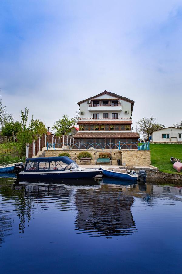 Pensiunea Pestisorul Dunavăţu de Jos Exterior foto